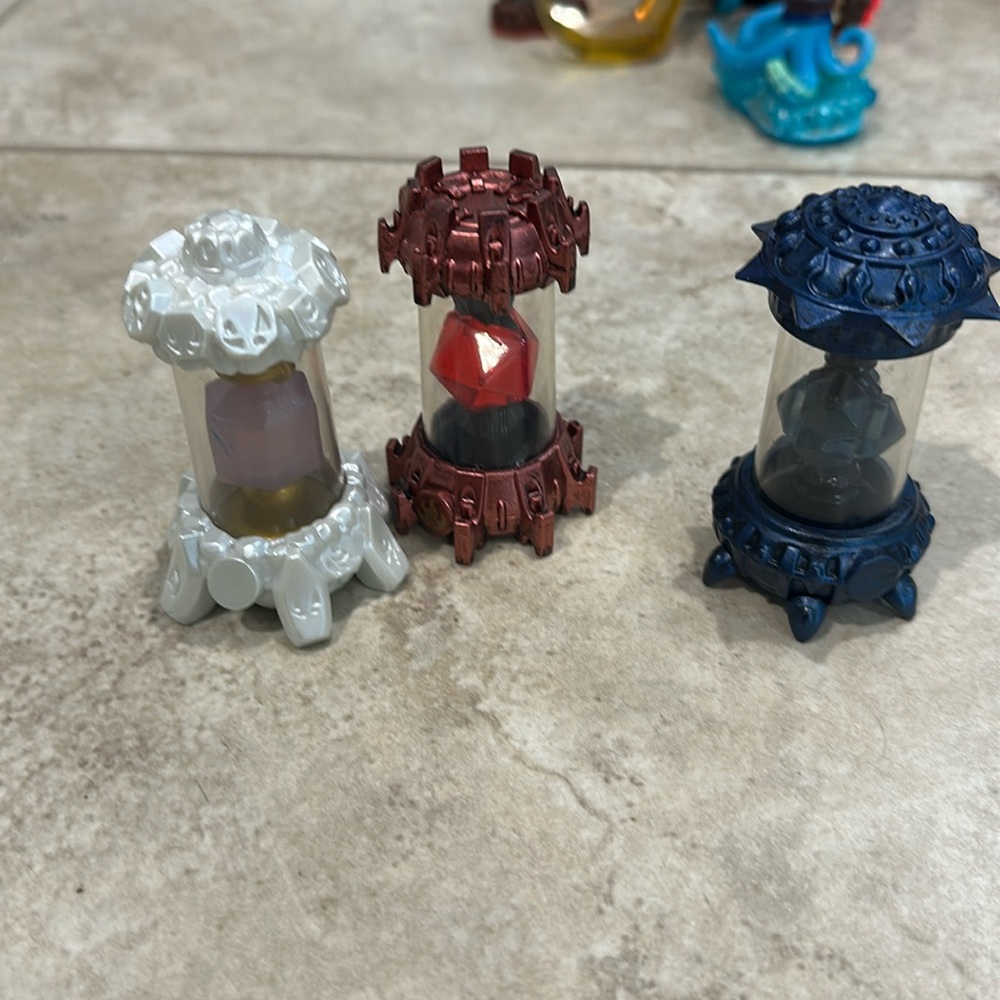 Skylander crystals
